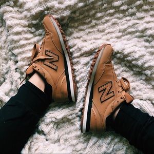 New Balance 515 sneakers in Wheat Black